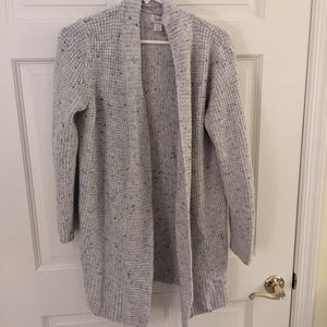 Gray Old Navy sweater